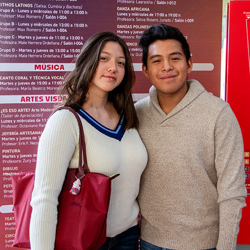 Pareja de alumnos IBERO Puebla