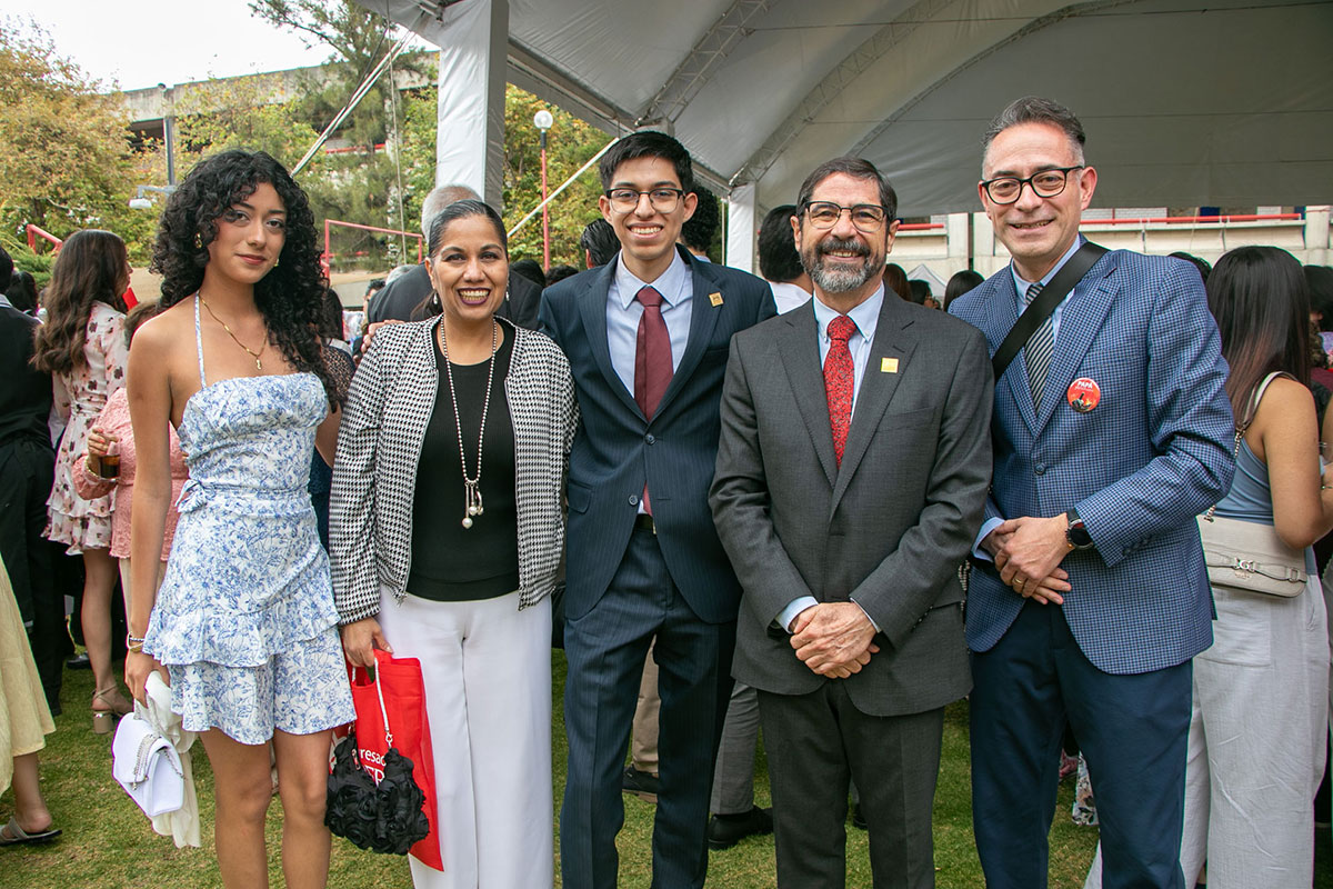 Graduación P26